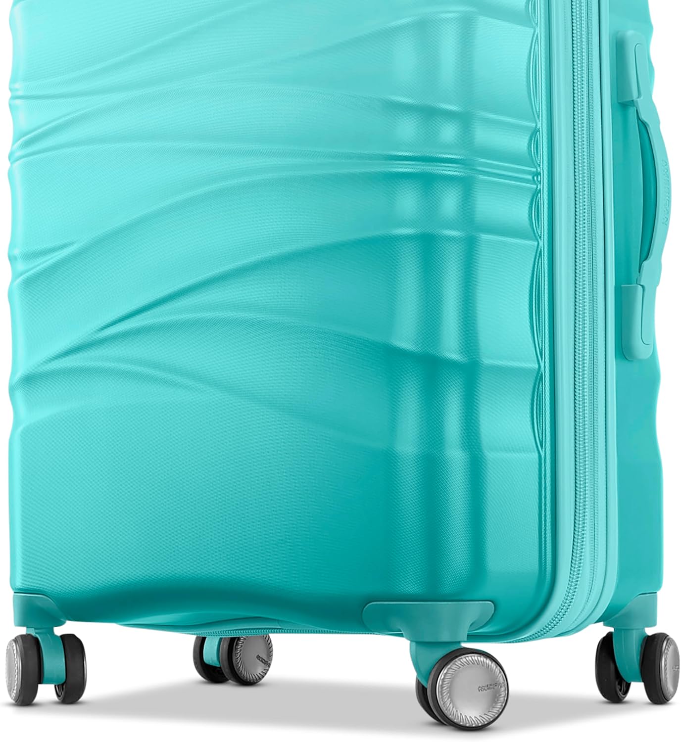 Cascade 24-inch Spinner, Aquamarine - Image 3